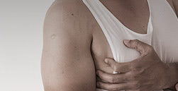 女性化乳房とは