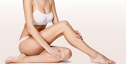 バストと全身のバランスが整った美しいボディライン