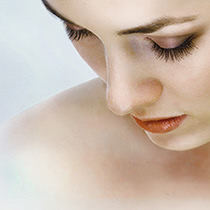 マイクロCRF注入(顔の脂肪注入)