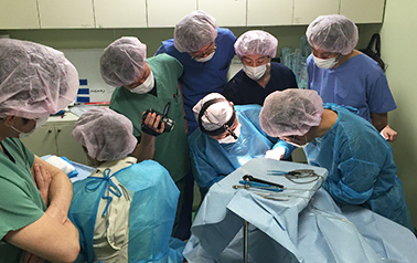 最新フェイスリフト術について、自治医科大学の宇田先生とのセッションセミナーを開催しました