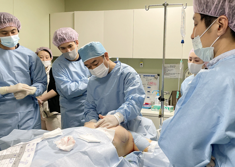 ベイザー脂肪吸引・脂肪注入豊胸のセミナーを3月4日に開催しました