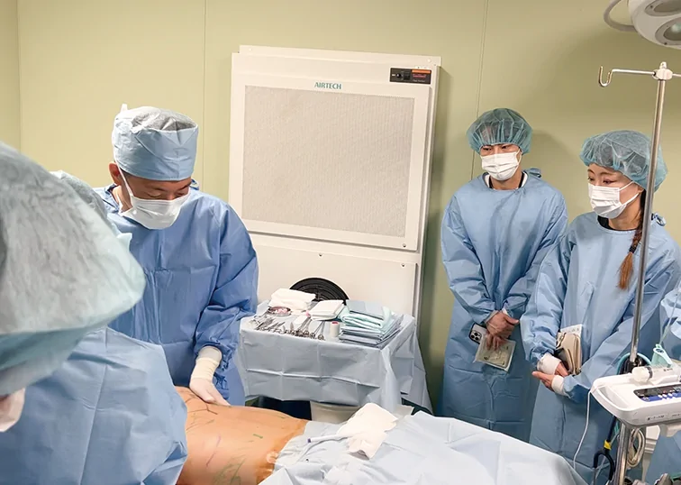 ベイザー脂肪吸引・脂肪注入豊胸のセミナーを5月17日に開催しました