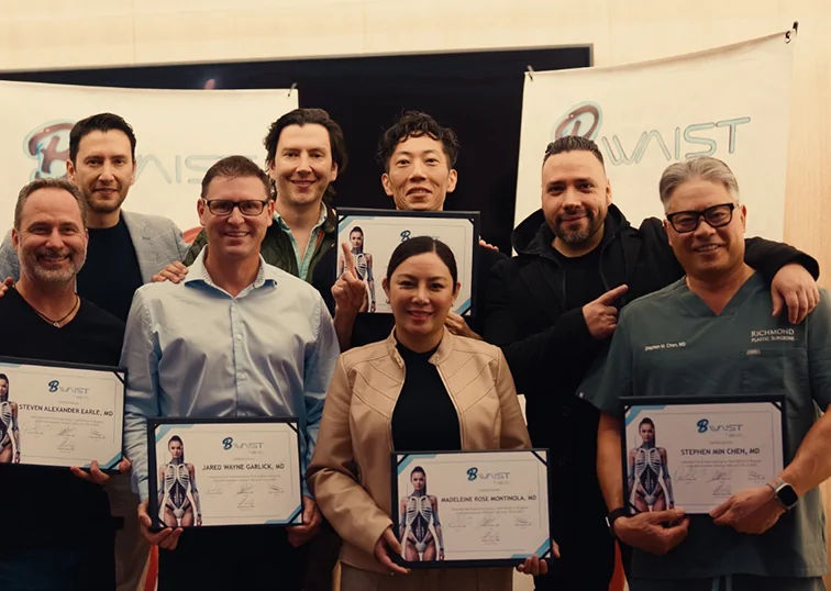 最新ボディデザイン技術の認定資格を志田雅明統括院長が取得しました